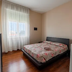 Luxury House Near Train Station Livorno